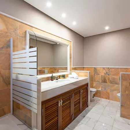 Villa Lanzarote Zafiro Game 16