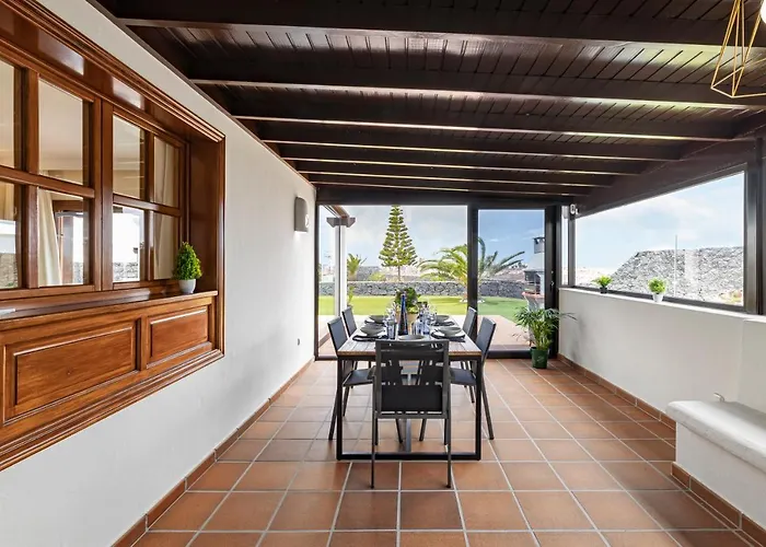 Lanzarote Zafiro Game 16