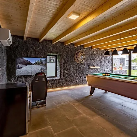 Lanzarote Zafiro Game 16 Villa